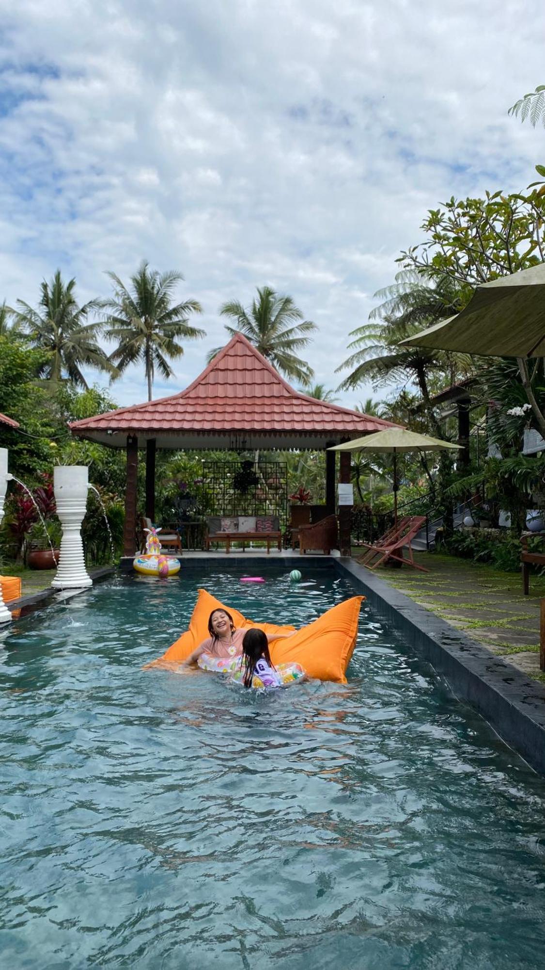 Villa Padi Cangkringan Экстерьер фото