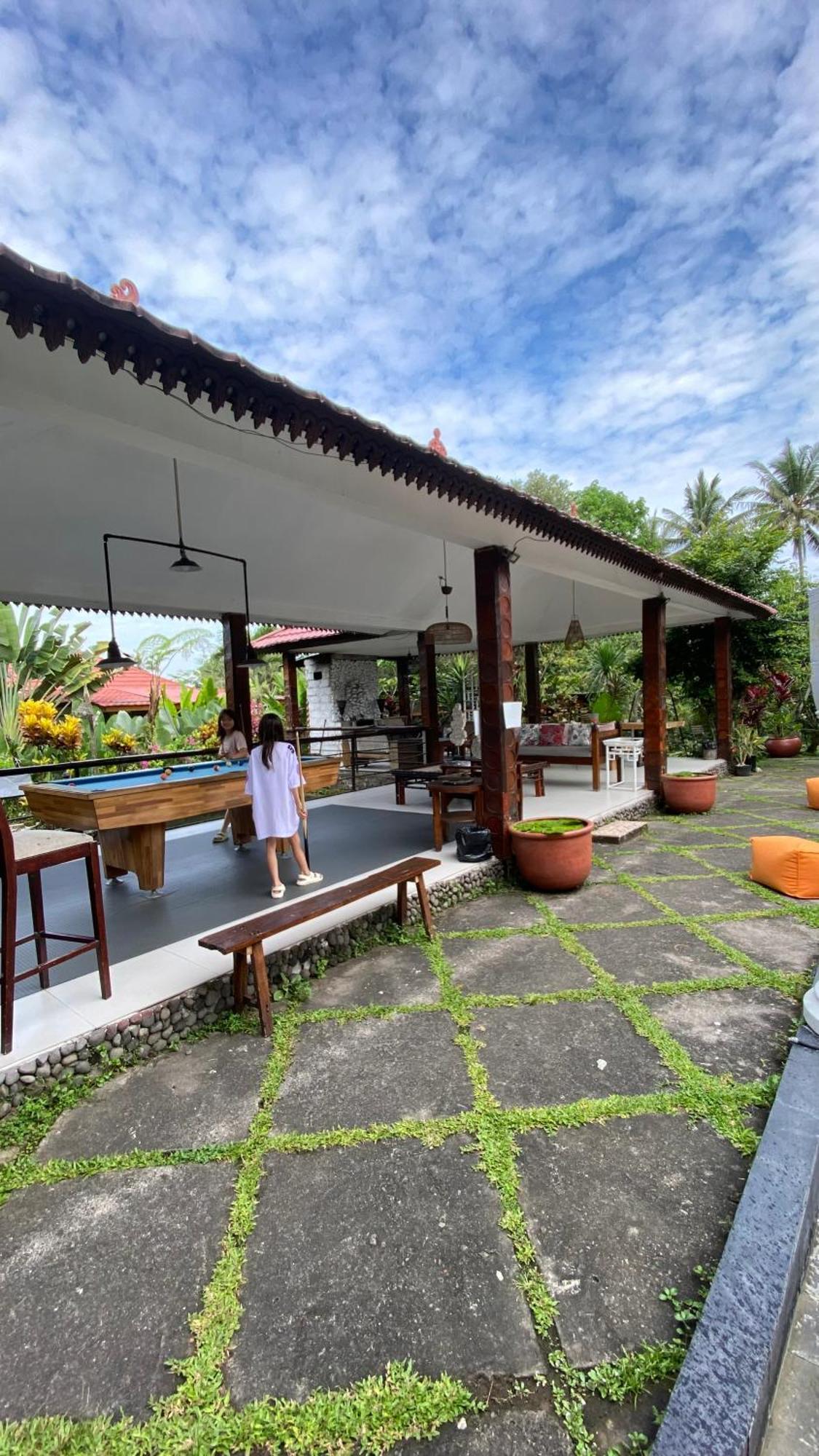Villa Padi Cangkringan Экстерьер фото